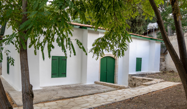 Güney Kıbrıs'taki Gilan (Ceylan) Köyü Camii'nde koruma çalışmaları tamamlandı