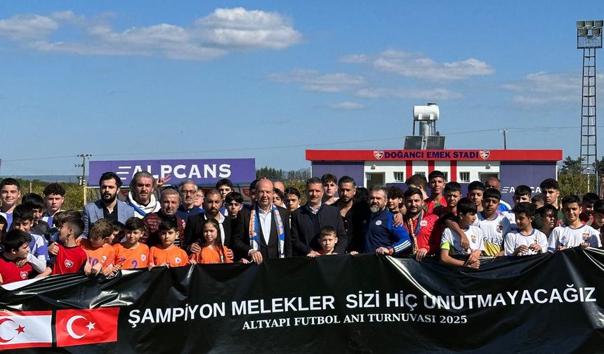 Şampiyon Melekler'ni adı yeşil sahalarda