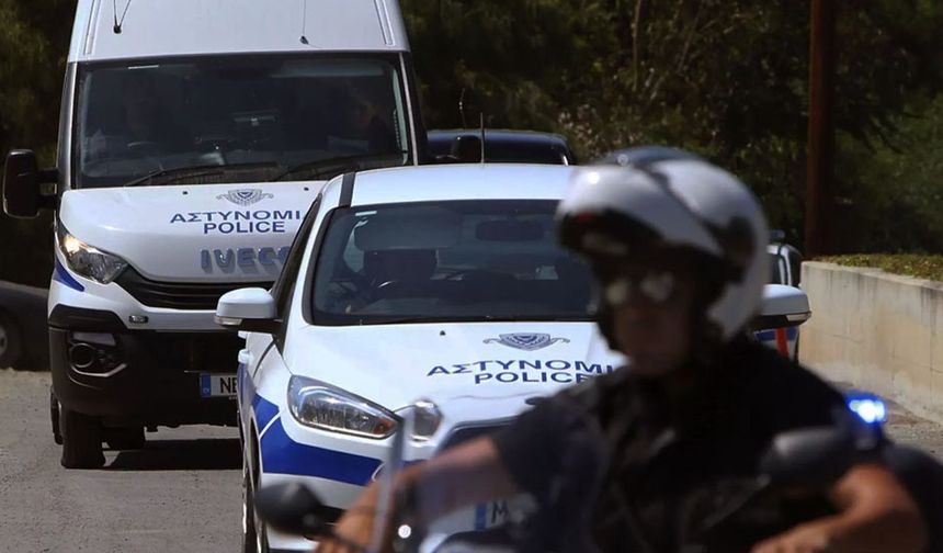 Larnaka’da soygun çetesi çökertildi