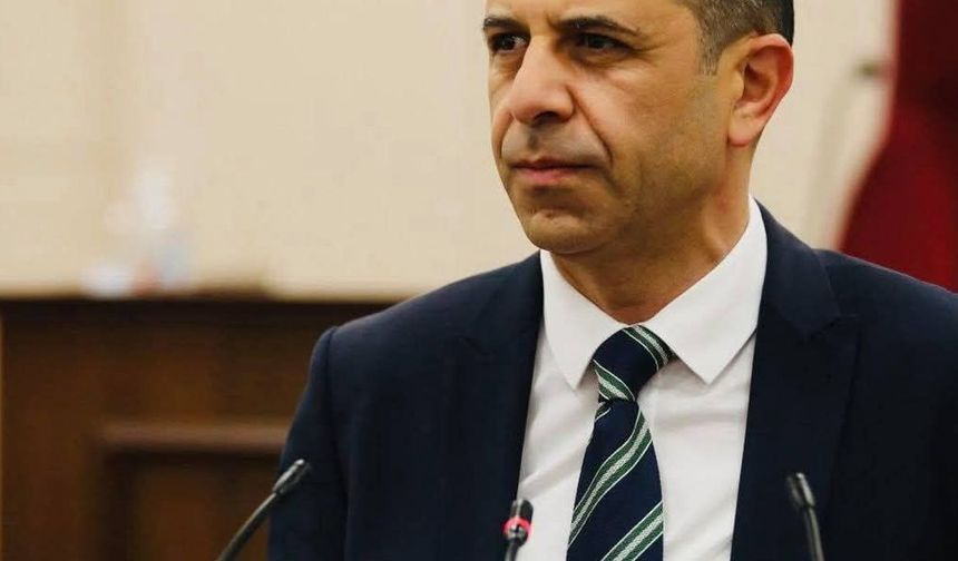 Özersay’dan hükümete bedelli askerlik konusunda eleştiri