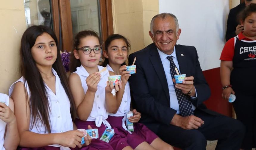 Çavuşoğlu, 1 Haziran Dünya Çocuk Günü dolayısıyla mesaj yayımladı.