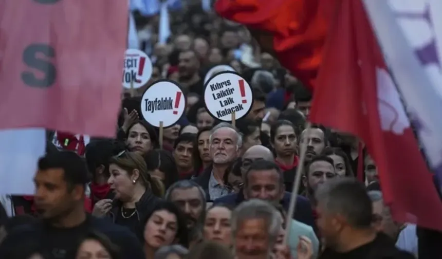 Öğretmen sendikalarına Türkiye’de bulunan KESK'ten destek