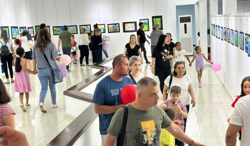 "Doğanın Büyüsü" sergisinin süresi uzatıldı