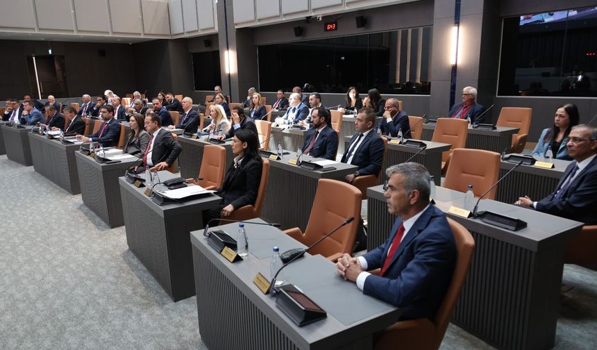 Genel kurulun gündeminde 7 yasa tasarısı var