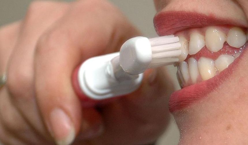 Bilim insanları, diş ve kemiği yenileyebilen kök hücreler keşfetti