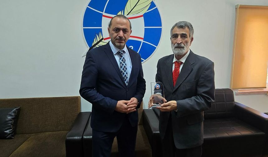 Hamburg Türk Basın Birliği, Dış Basın Birliği'ni ziyaret etti