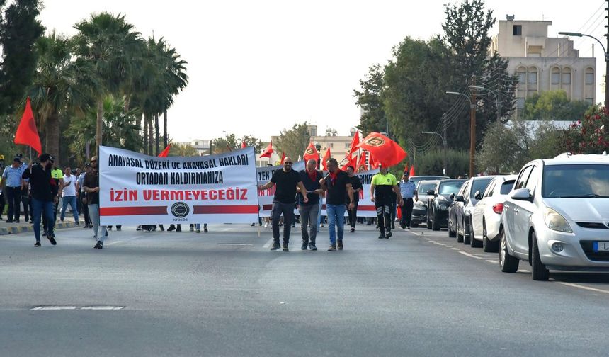 KTOEÖS, 34 öğretmen hakkındaki soruşturma girişimini protesto etti