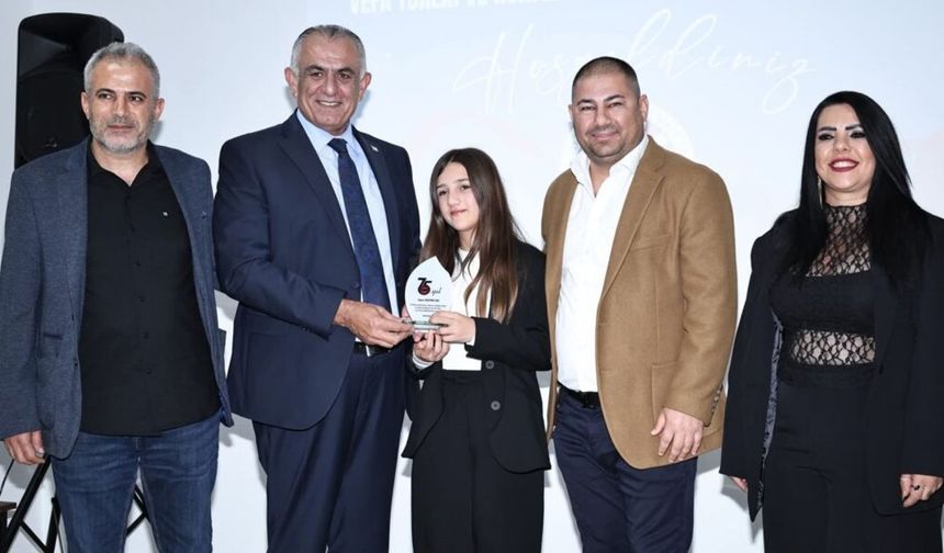 EĞİTİM GÖNÜLLÜSÜ RÜSTEM CED'İN DESTEĞİ İLE 200 KİŞİLİK KONFERANS SALONU HİZMETE GİRDİ