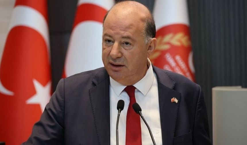 Bakan Dinçyürek'ten sağlıkta tam mesai açıklaması: 'Biz, 'hastalarımıza daha iyi hizmet' diyoruz, onlar 'grev' diyor'