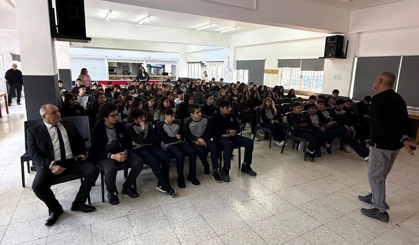 'Gelecek Bensem Umut Benim Seminerleri' yapıldı