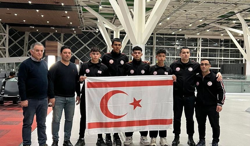 Güreş Milli Takımı Komrat'ta