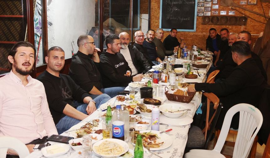 Türkmenköylüler Kenetlendi