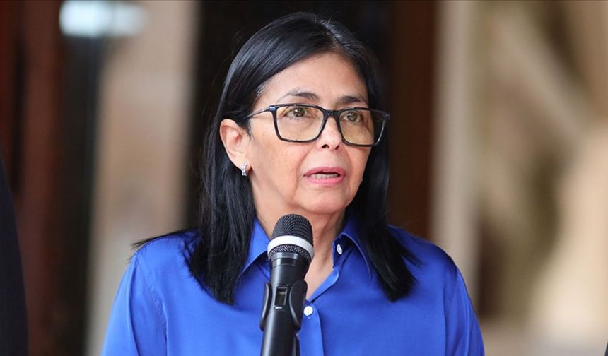 Venezuela Geçici Devlet Başkanı Rodriguez, ulusa seslendi...'Venezuela ile ABD arasında tarihsel bir ilişki var'