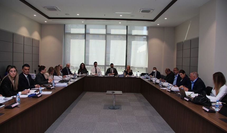 İdari, Kamu ve Sağlık İşleri Komitesi toplandı