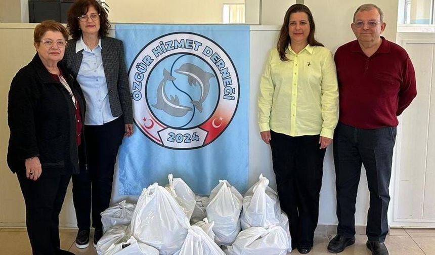 Özgür Hizmet Derneği'nden Ramazan'da yardım: 14 aileye gıda, 10 çocuğa ayakkabı