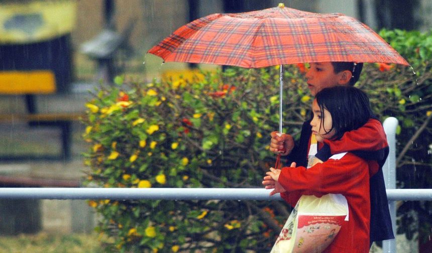 Ramazan Bayramı yağmurlu geçecek: Yağışlı hava çarşamba günü geliyor