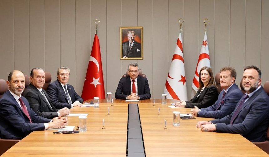 Siyasi Partiler Konseyi Cumhurbaşkanlığı'nda toplandı