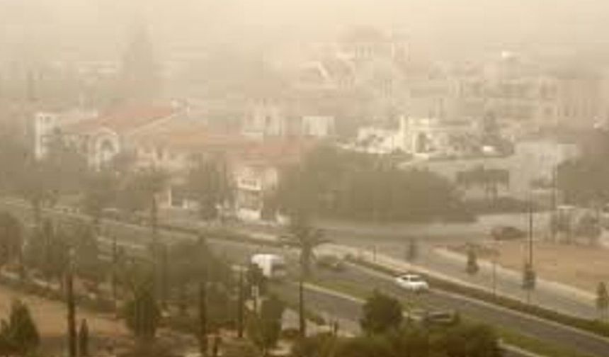 Ada genelinde etkili olan toz bulutunun bu akşama veya pazar sabaha kadar sürmesi bekleniyor