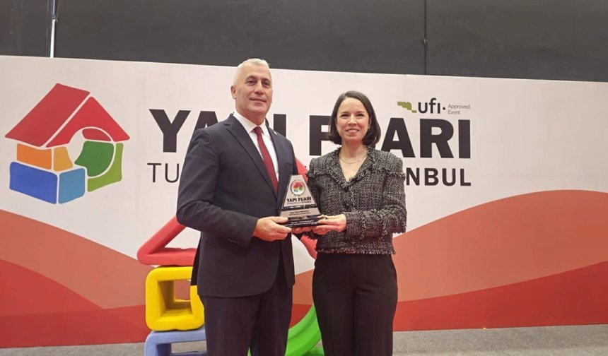 Amcaoğlu, İstanbul'da Yapı, İnşaat Malzemeleri ve Teknoloji Fuarı'na katıldı