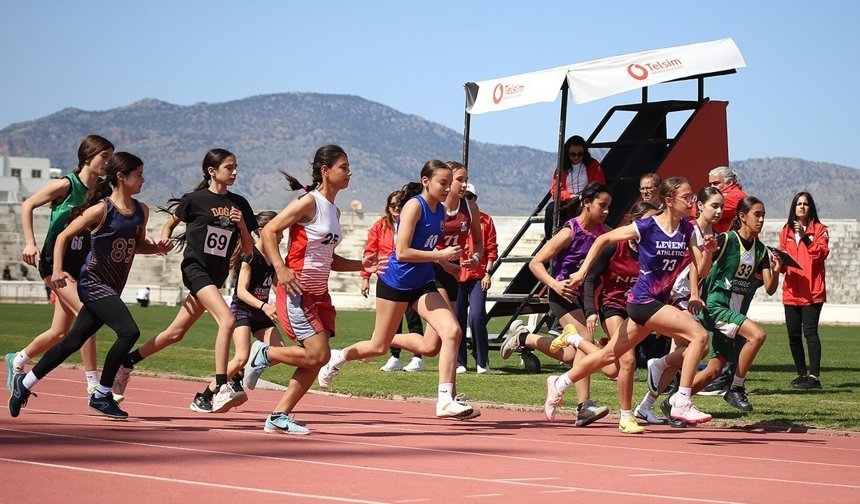 Atletizmde ortaokul elemeleri başladı