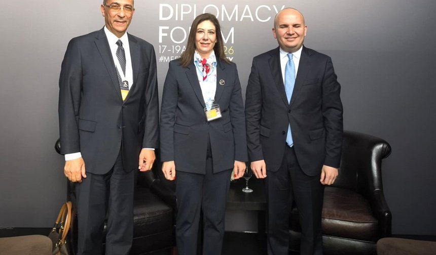 İncirli, AP Hukuk İşleri Komisyonu Başkanı İlhan Küçük ile bir araya geldi