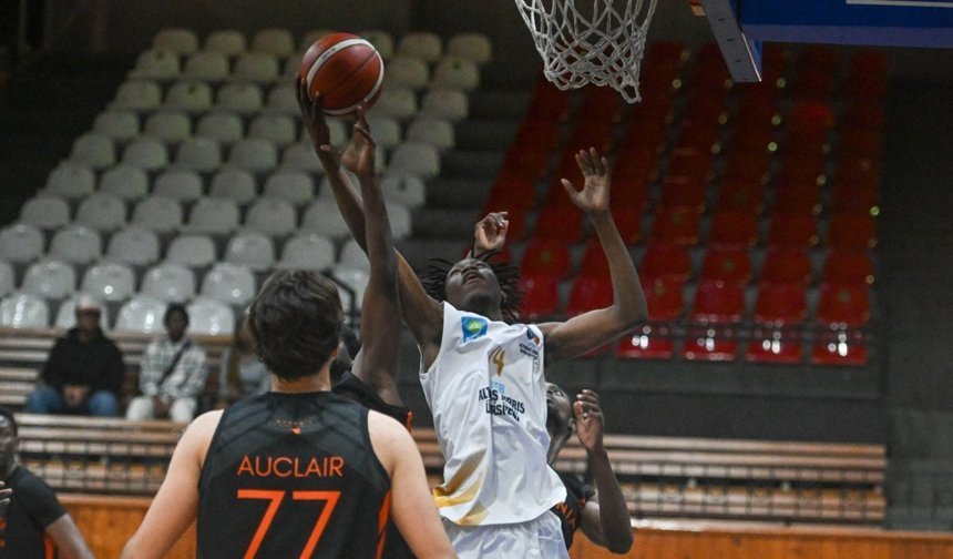 Soyer Altınbaş'tan Farklı Galibiyet 89-48