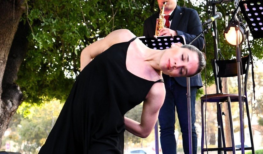 Turizm Haftası kapsamında Otello Kalesinde opera ve bale sahnelendi