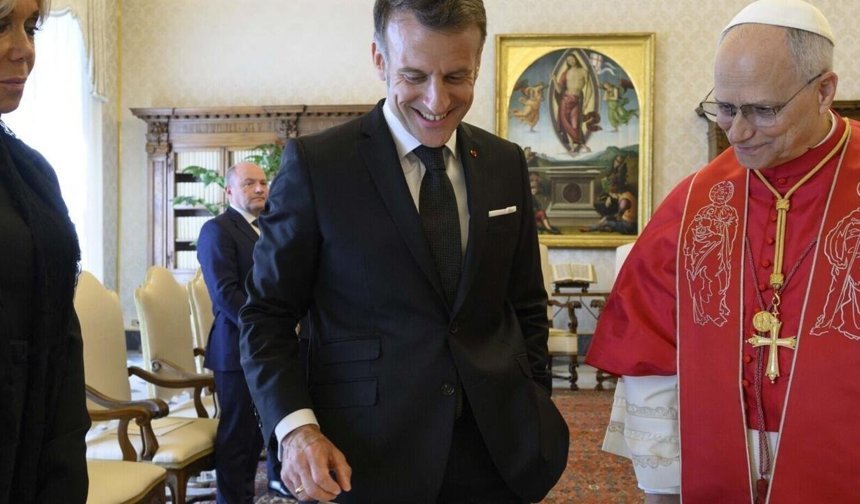 Vatikan Devlet Başkanı Papa 14. Leo ile Fransa Cumhurbaşkanı Macron görüştü