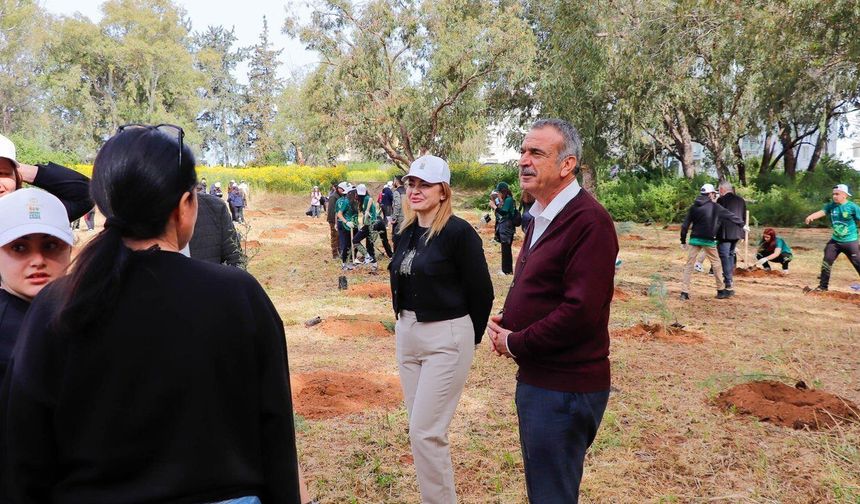 Yeniden Yeşil Kıbrıs etkinliği... Gazimağusa ve Tuzla'da fidan dikildi