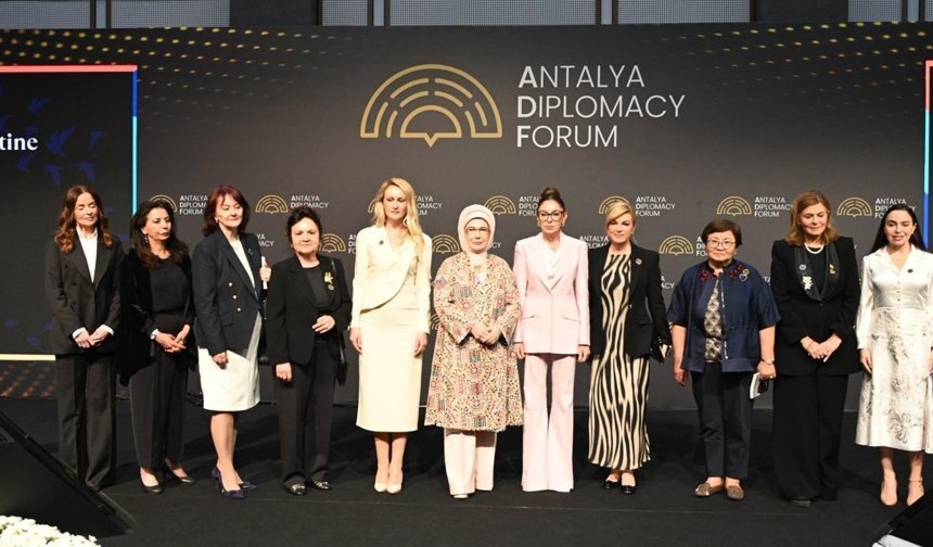 Zerrin Üstel, Antalya Diplomasi Forumu 2026 kapsamında Filistin etkinliğine katıldı