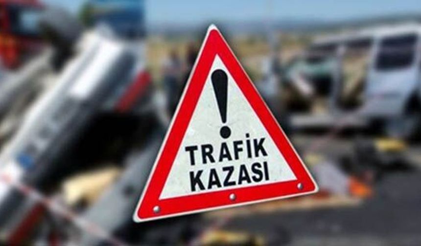 İki kazada da sürücü alkollü...Biri park halindeki araca çarptı, diğeri yoldan çıktı takla attı