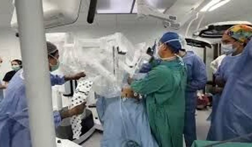 KKTC'de Tarihi Dönem : Robotik Cerrahi Operasyonları Başarıyla Gerçekleştirildi