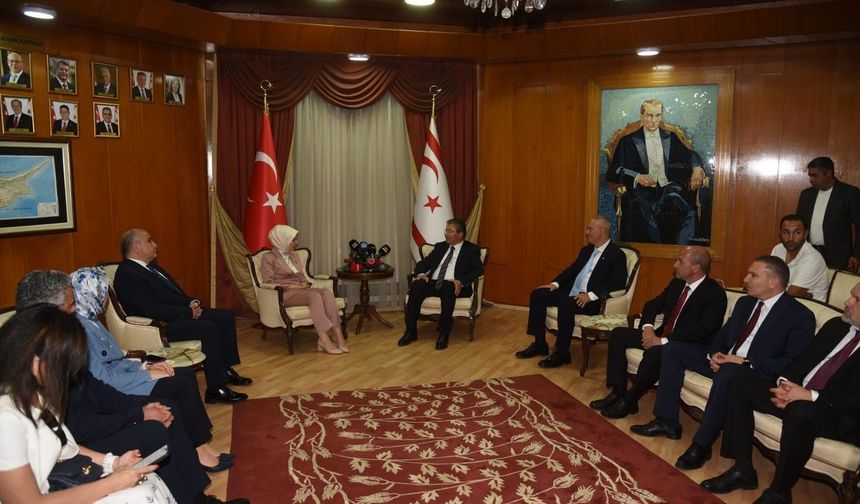 Başbakan Üstel, Türkiye Aile Bakanı Göktaş'ı kabul etti