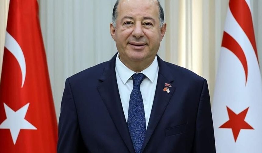 Dinçyürek'ten milli takıma tebrik mesajı: 'Bu başarı, Kıbrıs Türk halkını sevince boğdu'