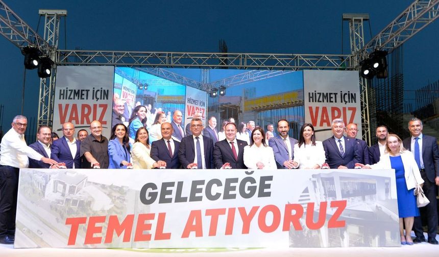 Erhürman, Değirmenlik-Akıncılar Belediyesi'nin yeni hizmet binasının temel atma törenine katıldı