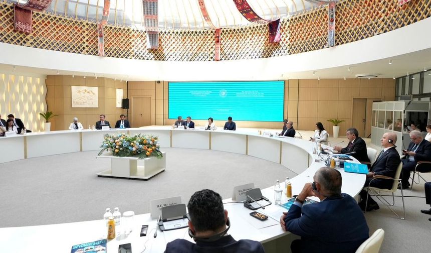 Milli Eğitim Bakanı Çavuşoğlu, Kıbrıs Türkü'nün, Türk Dünyası'nın ayrılmaz bir parçası olduğunu vurguladı