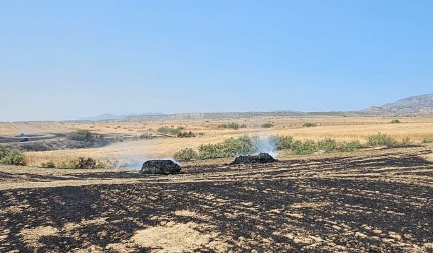 Lefkoşa-Girne ana yolunda araç, Boğaziçi'nde arazi yangını