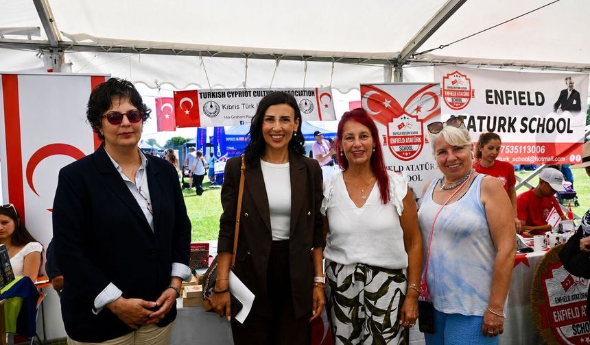 Özdenefe, Londra'daki Kıbrıs Türk Festivali'ne katıldı