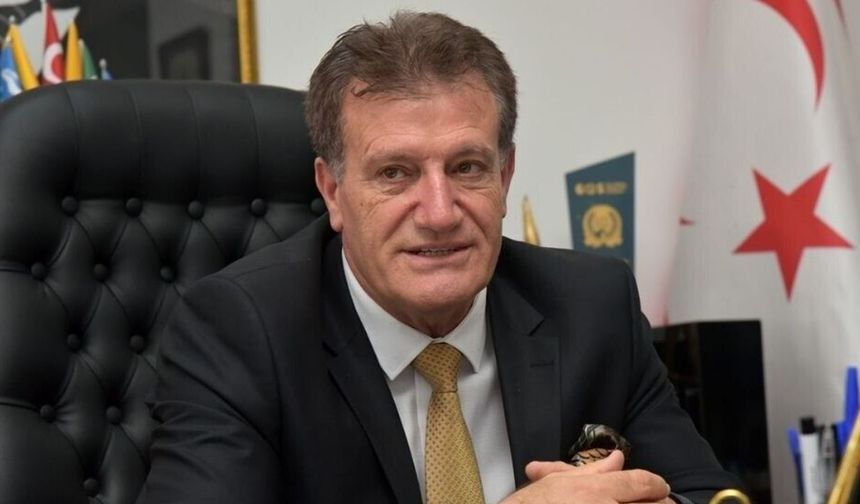 Arıklı: 'Gemiden kurtarılanlar hastanelere sevk edilmek üzere Girne Limanı'na getirildi'