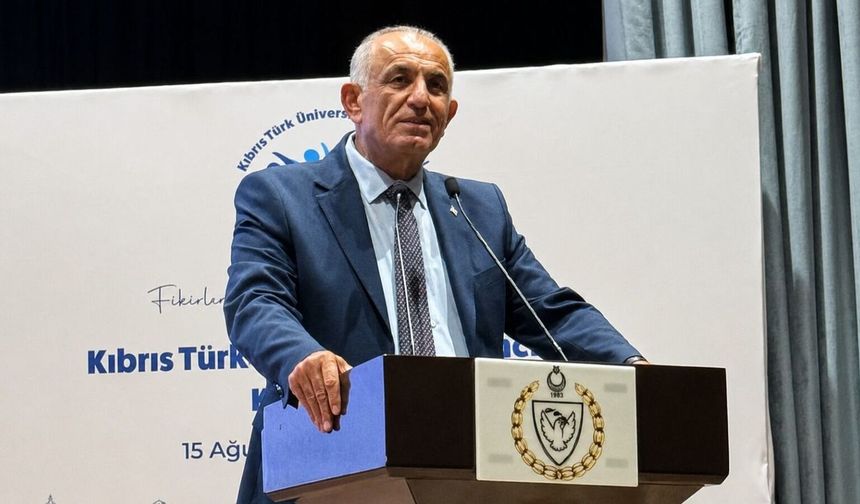 Çavuşoğlu: 'Kıbrıs Türk Üniversite Öğrencileri Kongresi'nde ortaya çıkacak sonuç ve önerileri merakla bekliyoruz'