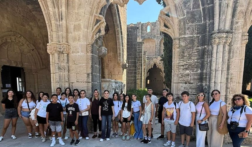 Gençlik Dairesi, Yenierenköy bölgesi gençlerine yönelik gezi düzenledi