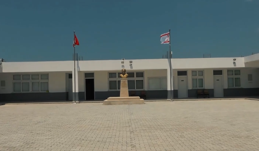 Yeniden inşa edilen Çayırova İlkokulu hizmete girdi