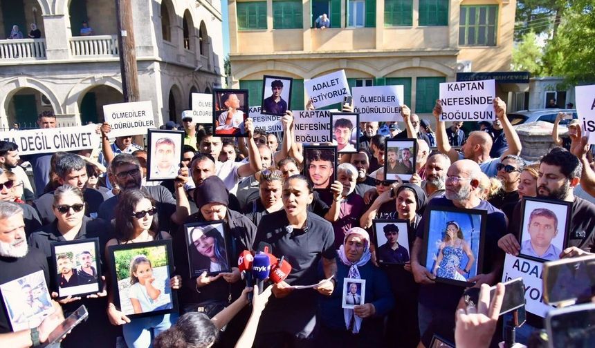 Aileler, Girne Mahkemesi önünde: Kayıplarımızı bulun, bütün sorumluları ortaya çıkarın
