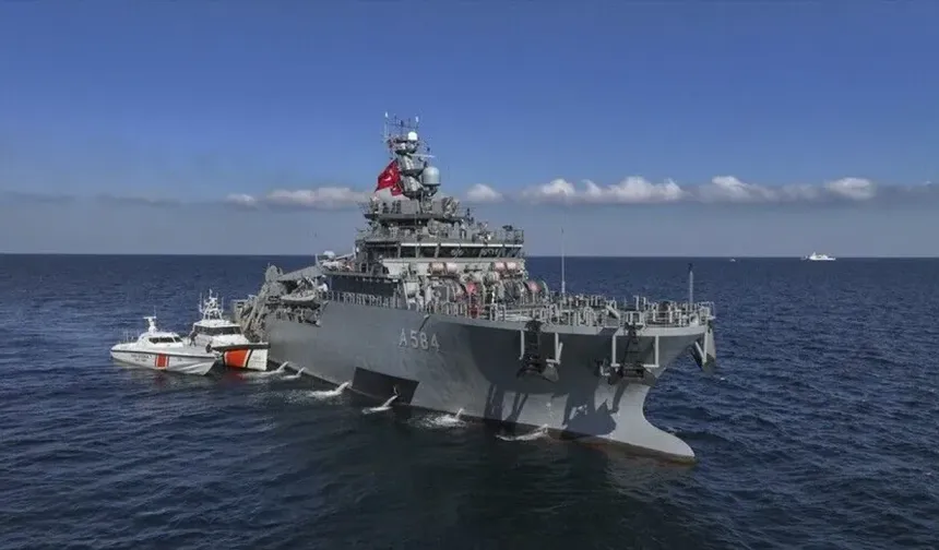 Silivri açıklarındaki kazada batan geminin bulunduğu bölgedeki çalışmalar sürüyor
