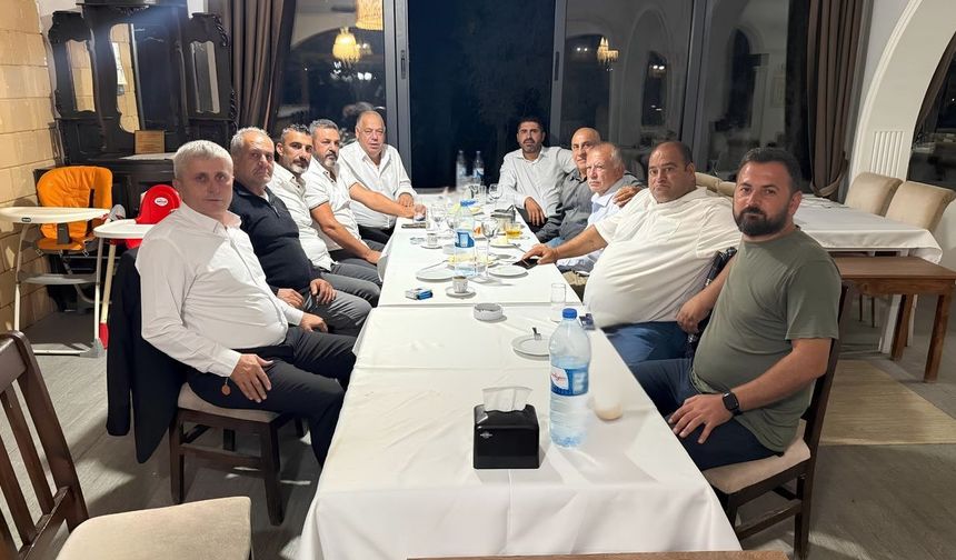 UBP Çatalköy-Esentepe Belediye Başkan Adayı Albayrak, bölgedeki muhtarlarla bir araya geldi