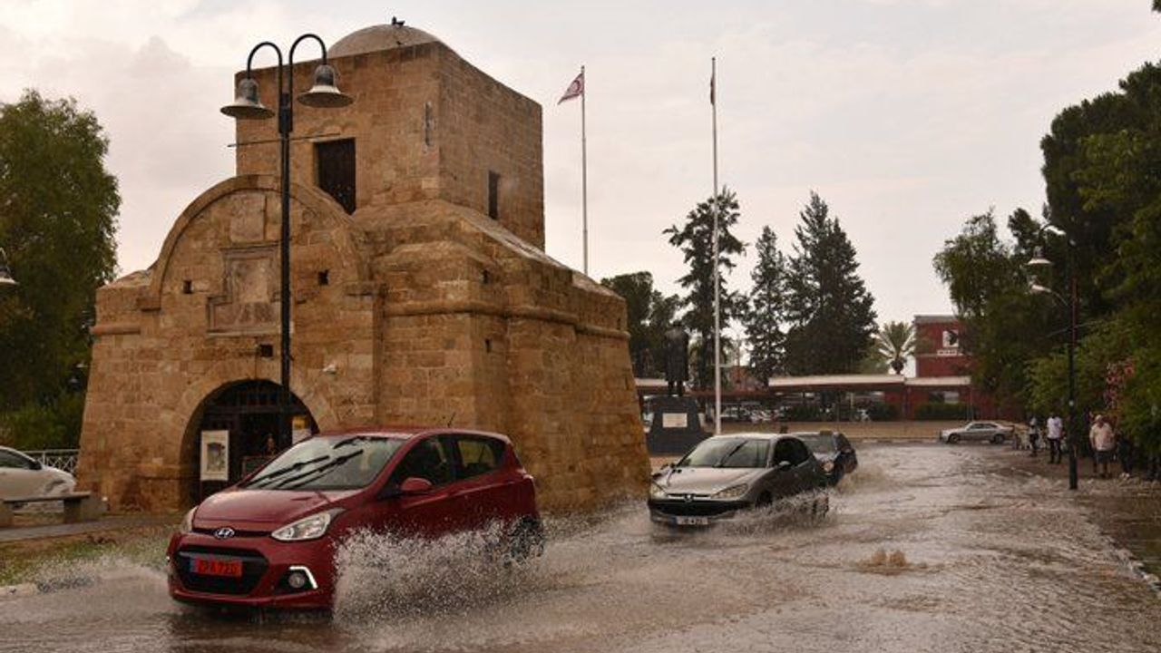 Cumartesiye kadar yağmur bekleniyor: Sıcaklık 25-28 derece civarında