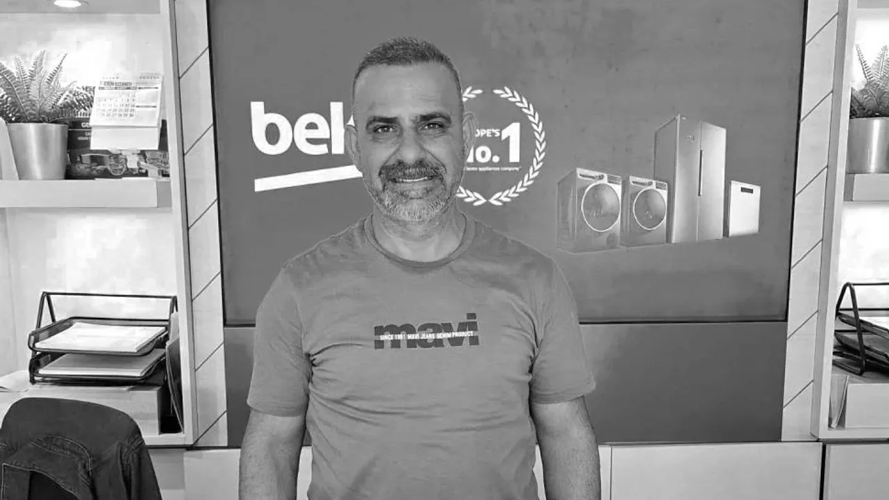Halı sahada fenalaşan 53 yaşındaki Tugay Gezen hayatını kaybetti